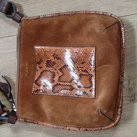 M. Gemi Suede Rosetta Crossbody Bag Italy - Picture 4 of 13